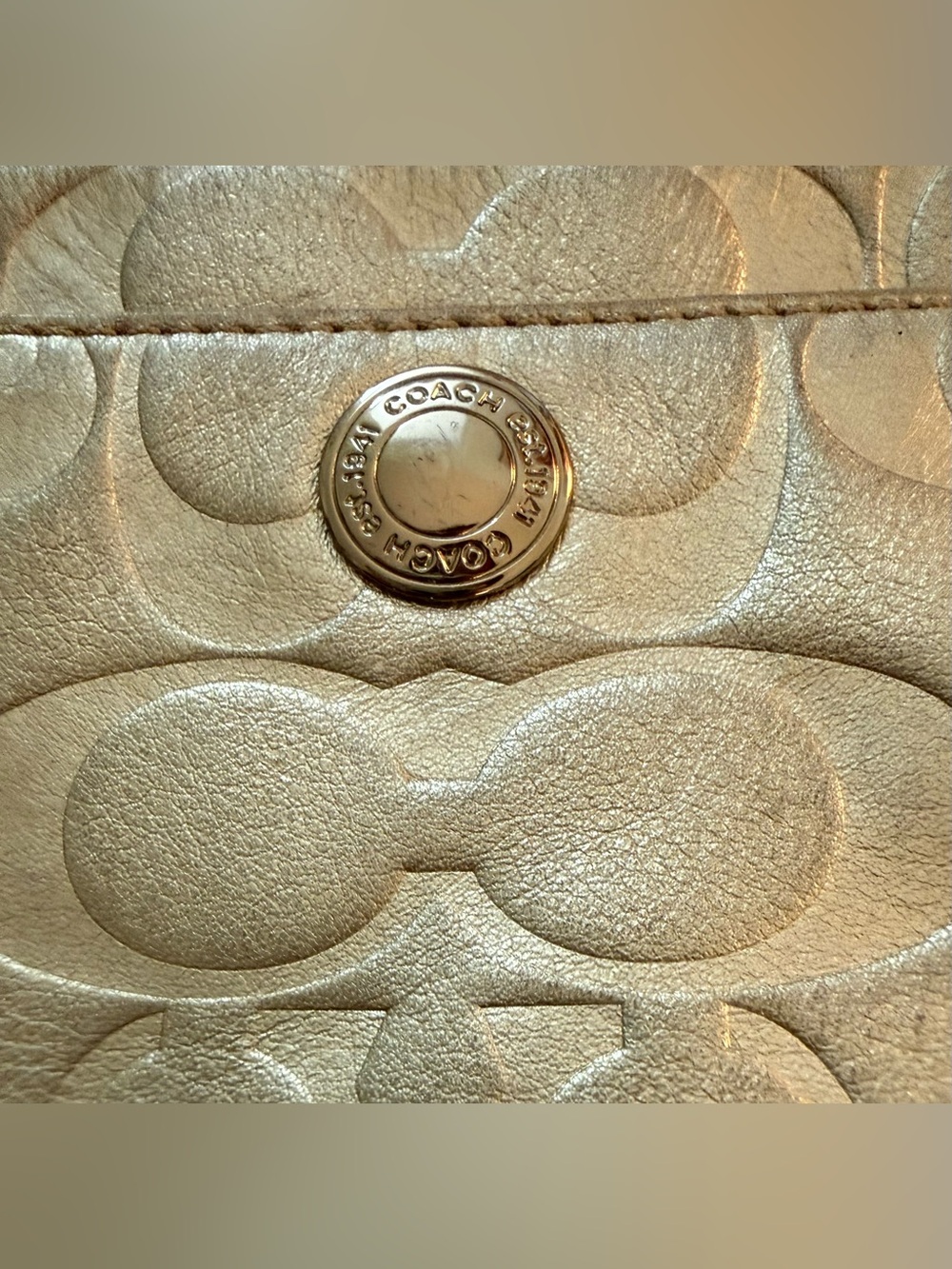 Coach Metallic Gold Embossed Signature Leather Wristlet Clutch Y2K - Picture 11 of 13